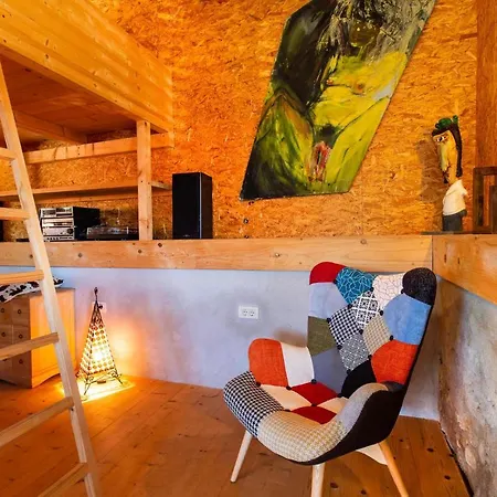 Amazing In With Sauna Hébergement de vacances